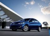 hyundai_2012-accent_1600x1200_008.jpg