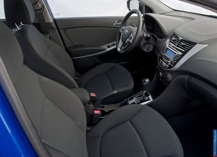 2012 Hyundai Solaris / Accent - фотография 34 из 46 2012 Hyundai Solaris / Accent - фотография 34 из 46