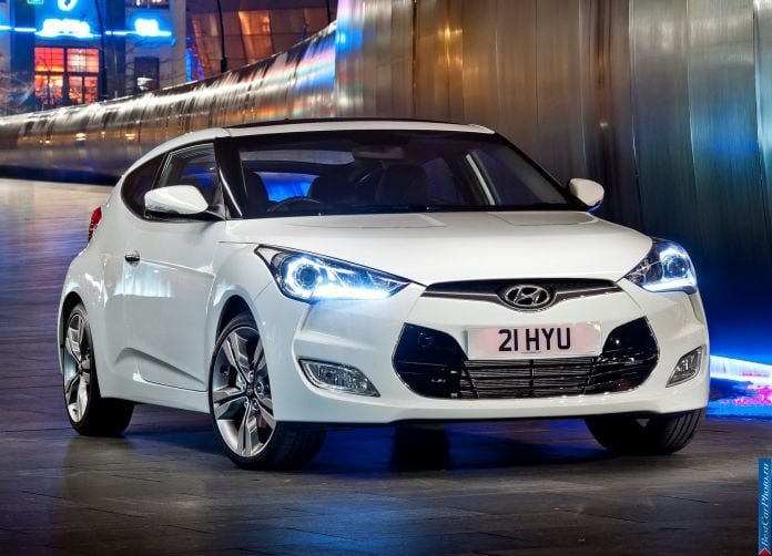 2012 Hyundai Veloster - фотография 1 из 209