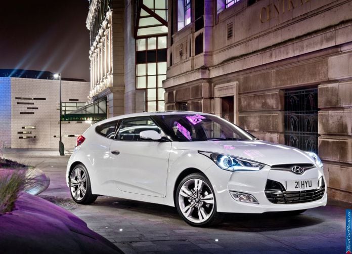 2012 Hyundai Veloster - фотография 2 из 209