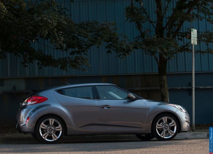 2012 Hyundai Veloster - фотография 72 из 209 2012 Hyundai Veloster - фотография 72 из 209