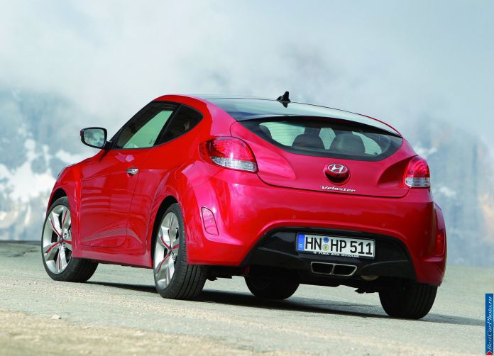 2012 Hyundai Veloster - фотография 93 из 209 2012 Hyundai Veloster - фотография 93 из 209