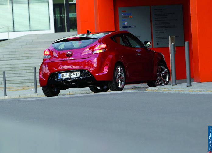 2012 Hyundai Veloster - фотография 103 из 209 2012 Hyundai Veloster - фотография 103 из 209