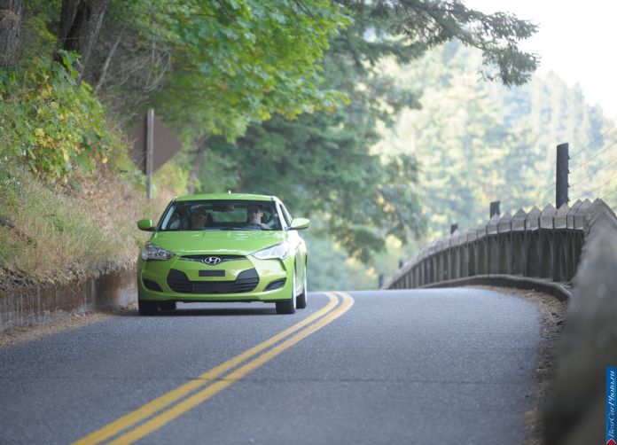2012 Hyundai Veloster - фотография 129 из 209 2012 Hyundai Veloster - фотография 129 из 209