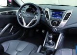 hyundai_2012-veloster_1600x1200_143.jpg