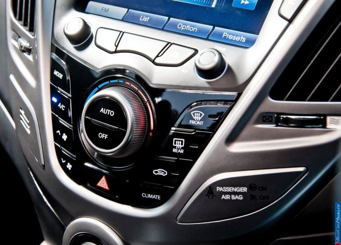 2012 Hyundai Veloster - фотография 158 из 209 2012 Hyundai Veloster - фотография 158 из 209