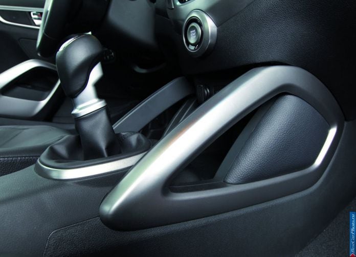 2012 Hyundai Veloster - фотография 160 из 209 2012 Hyundai Veloster - фотография 160 из 209