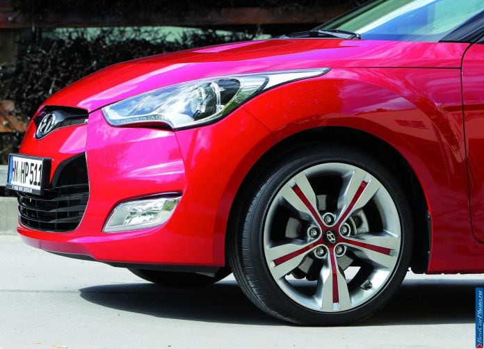 2012 Hyundai Veloster - фотография 181 из 209 2012 Hyundai Veloster - фотография 181 из 209
