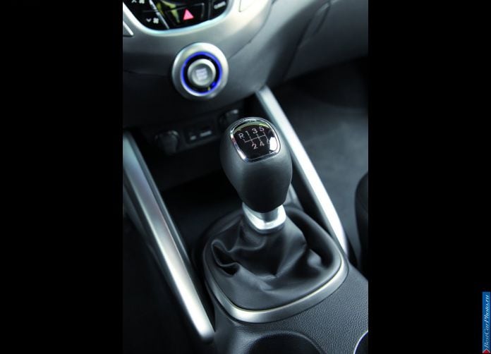 2012 Hyundai Veloster - фотография 206 из 209