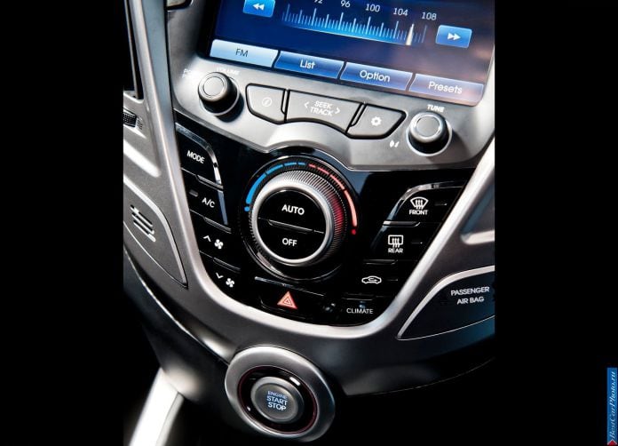 2012 Hyundai Veloster - фотография 207 из 209 2012 Hyundai Veloster - фотография 207 из 209