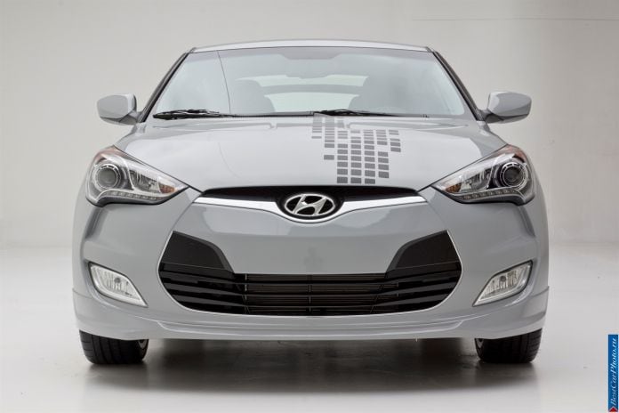 2012 Hyundai Veloster ReMix Edition - фотография 7 из 18 2012 Hyundai Veloster ReMix Edition - фотография 7 из 18