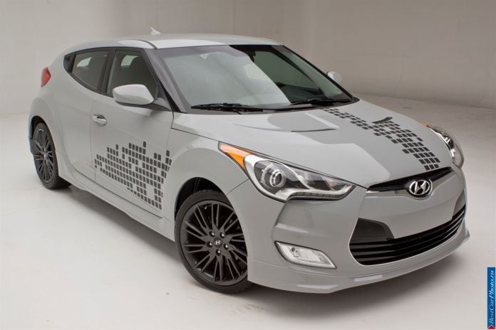 2012 Hyundai Veloster ReMix Edition - фотография 10 из 18 2012 Hyundai Veloster ReMix Edition - фотография 10 из 18