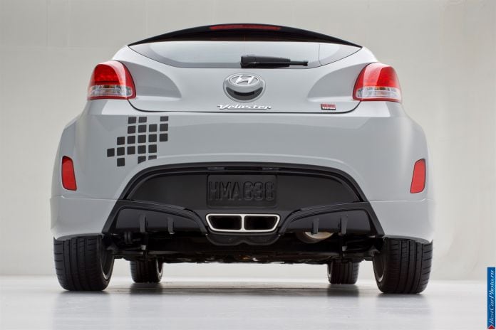 2012 Hyundai Veloster ReMix Edition - фотография 16 из 18 2012 Hyundai Veloster ReMix Edition - фотография 16 из 18