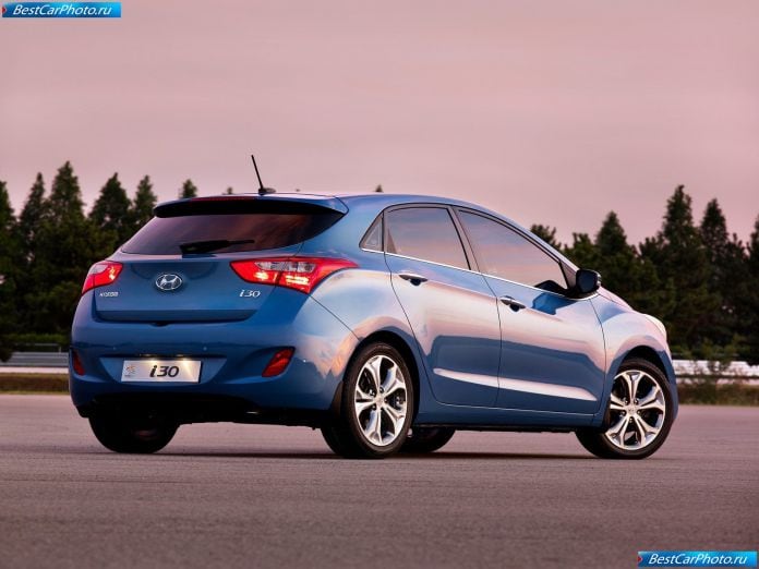 2013 Hyundai I30 - фотография 13 из 40 2013 Hyundai I30 - фотография 13 из 40