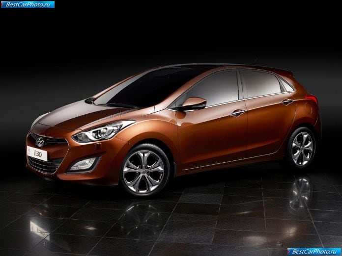 2013 Hyundai I30 - фотография 16 из 40 2013 Hyundai I30 - фотография 16 из 40