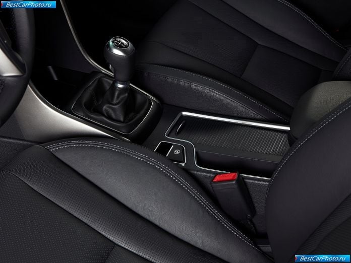 2013 Hyundai I30 - фотография 32 из 40