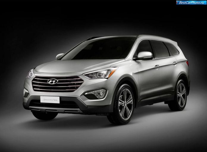 2013 Hyundai Santa Fe - фотография 2 из 64