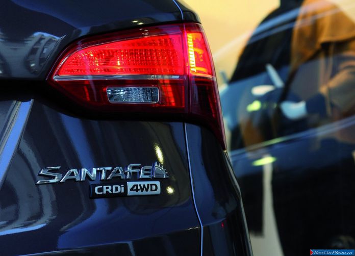 2013 Hyundai Santa Fe Eu-version - фотография 82 из 92 2013 Hyundai Santa Fe Eu-version - фотография 82 из 92