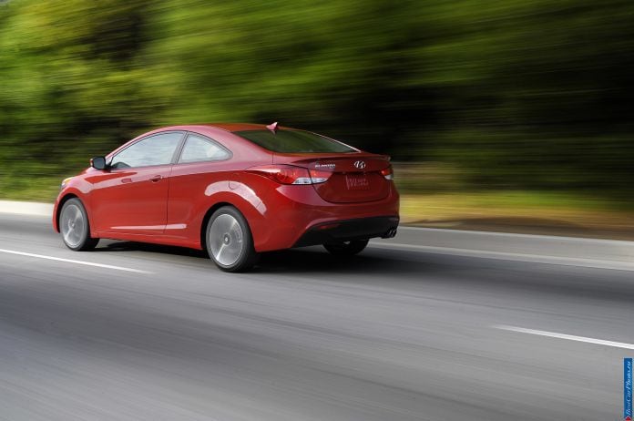 2013 Hyundai Elantra Coupe - фотография 9 из 18 2013 Hyundai Elantra Coupe - фотография 9 из 18