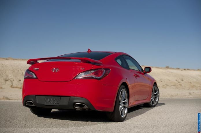 2013 Hyundai Genesis Coupe - фотография 8 из 50 2013 Hyundai Genesis Coupe - фотография 8 из 50