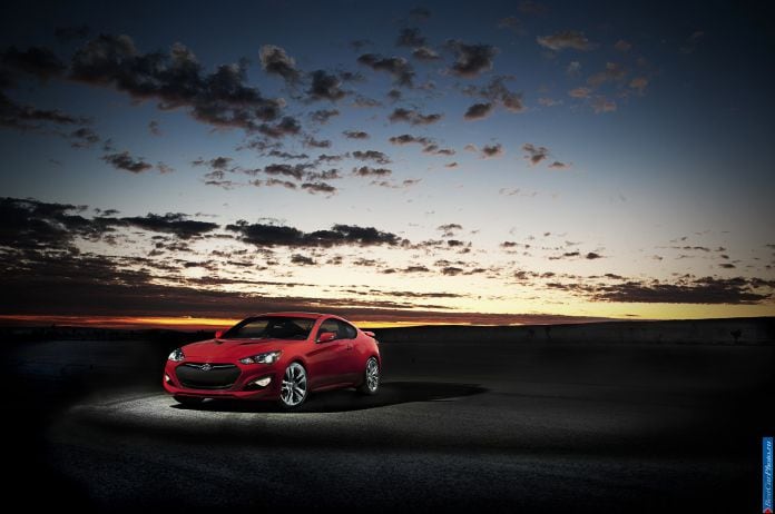 2013 Hyundai Genesis Coupe - фотография 24 из 50 2013 Hyundai Genesis Coupe - фотография 24 из 50