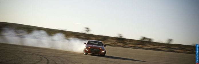 2013 Hyundai Genesis Coupe - фотография 35 из 50 2013 Hyundai Genesis Coupe - фотография 35 из 50