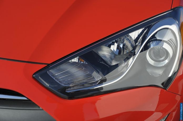 2013 Hyundai Genesis Coupe - фотография 38 из 50 2013 Hyundai Genesis Coupe - фотография 38 из 50