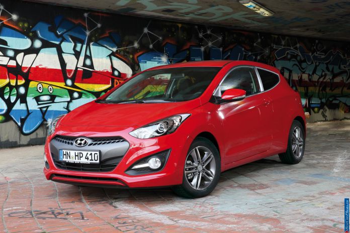 2013 Hyundai i30 3doors - фотография 8 из 88 2013 Hyundai i30 3doors - фотография 8 из 88