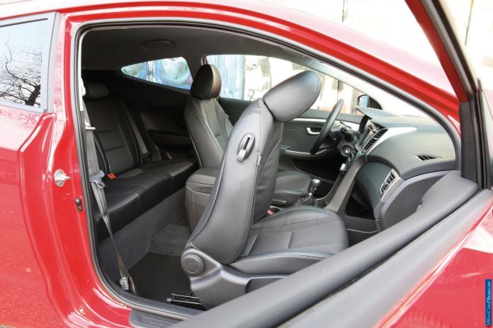 2013 Hyundai i30 3doors - фотография 38 из 88 2013 Hyundai i30 3doors - фотография 38 из 88