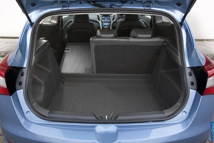 2013 Hyundai i30 3doors - фотография 53 из 88 2013 Hyundai i30 3doors - фотография 53 из 88