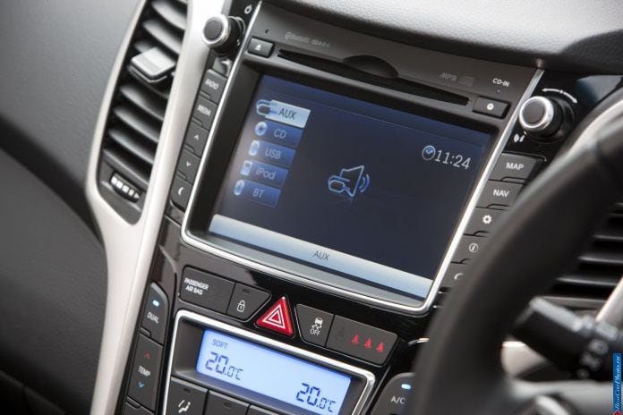2013 Hyundai i30 3doors - фотография 70 из 88