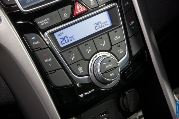 2013 Hyundai i30 3doors - фотография 75 из 88 2013 Hyundai i30 3doors - фотография 75 из 88