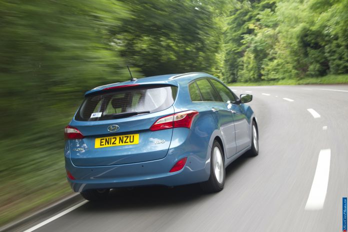 2013 Hyundai i30 wagon - фотография 4 из 141 2013 Hyundai i30 wagon - фотография 4 из 141