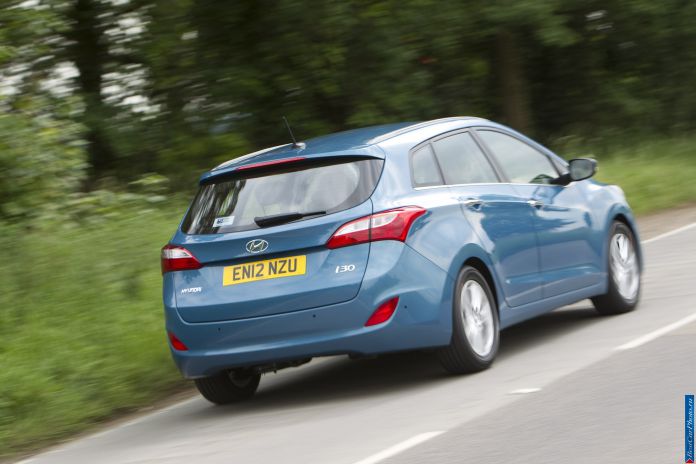 2013 Hyundai i30 wagon - фотография 23 из 141 2013 Hyundai i30 wagon - фотография 23 из 141