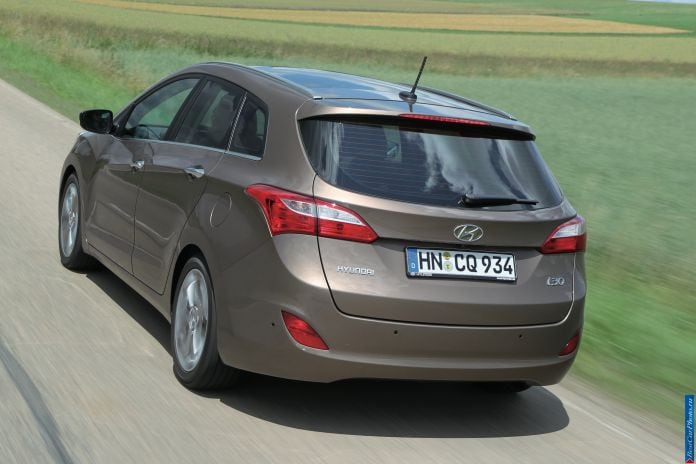 2013 Hyundai i30 wagon - фотография 29 из 141 2013 Hyundai i30 wagon - фотография 29 из 141