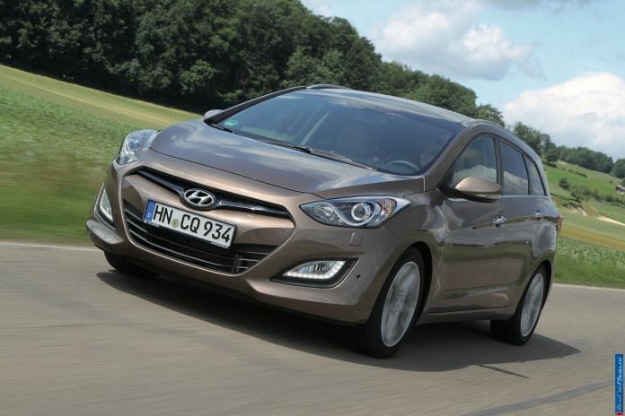 2013 Hyundai i30 wagon - фотография 31 из 141 2013 Hyundai i30 wagon - фотография 31 из 141