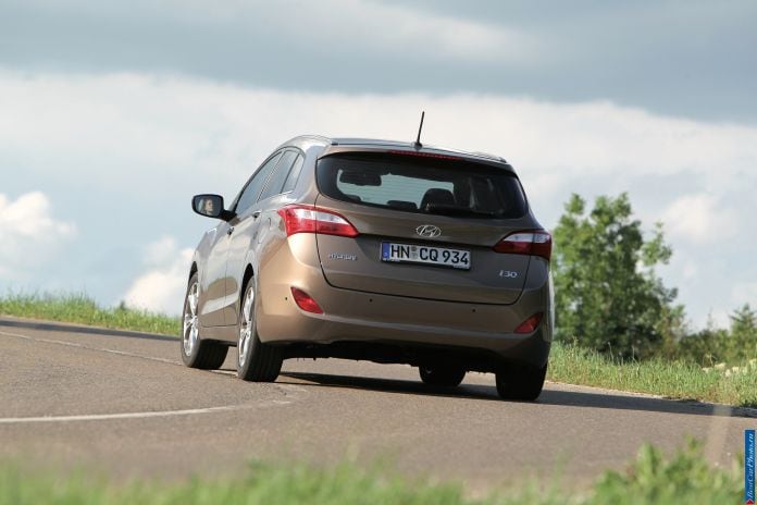 2013 Hyundai i30 wagon - фотография 39 из 141 2013 Hyundai i30 wagon - фотография 39 из 141