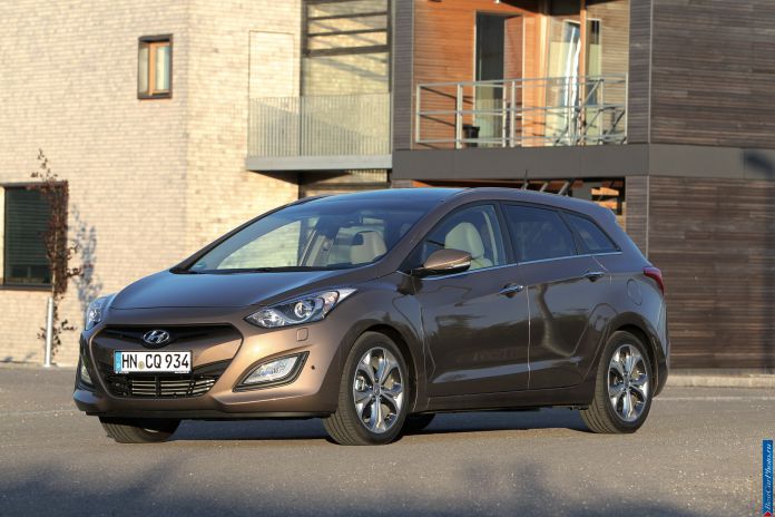 2013 Hyundai i30 wagon - фотография 51 из 141 2013 Hyundai i30 wagon - фотография 51 из 141