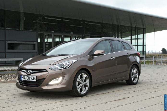2013 Hyundai i30 wagon - фотография 55 из 141 2013 Hyundai i30 wagon - фотография 55 из 141