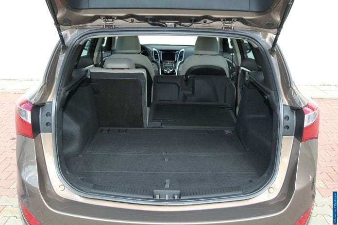 2013 Hyundai i30 wagon - фотография 94 из 141 2013 Hyundai i30 wagon - фотография 94 из 141