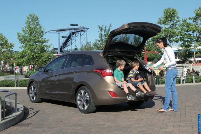 2013 Hyundai i30 wagon - фотография 137 из 141 2013 Hyundai i30 wagon - фотография 137 из 141
