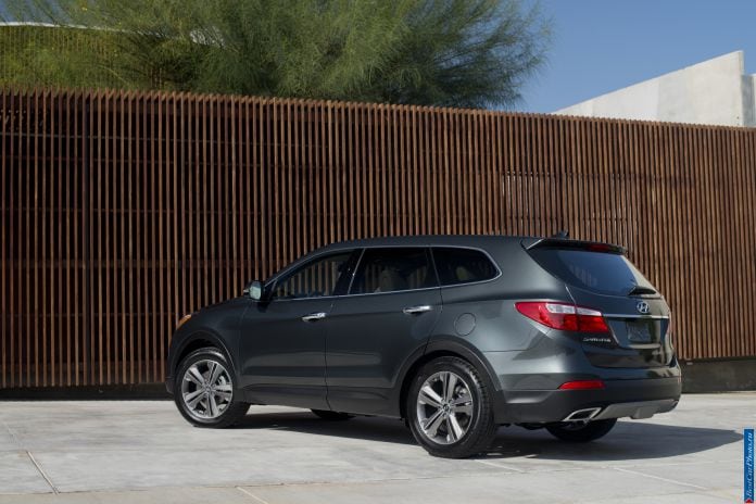 2013 Hyundai Santa Fe - фотография 14 из 64 2013 Hyundai Santa Fe - фотография 14 из 64