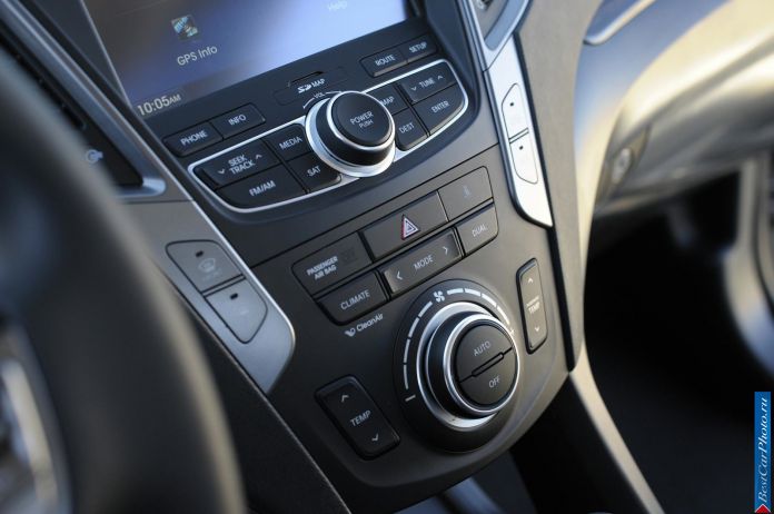 2013 Hyundai Santa Fe - фотография 27 из 64 2013 Hyundai Santa Fe - фотография 27 из 64