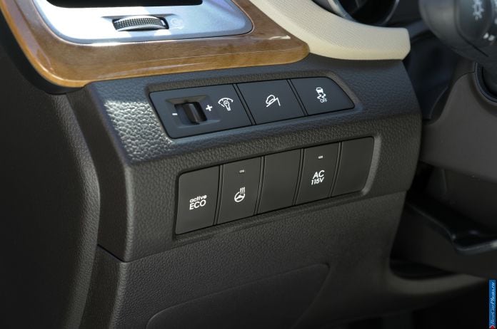 2013 Hyundai Santa Fe - фотография 63 из 64 2013 Hyundai Santa Fe - фотография 63 из 64
