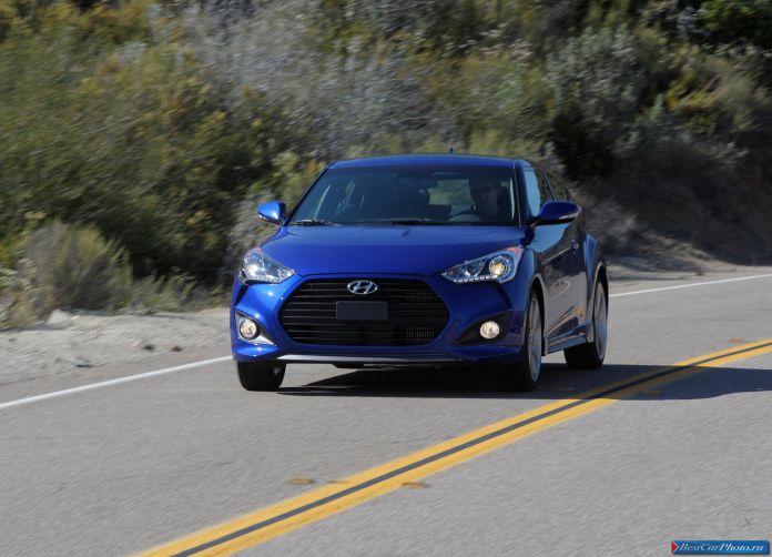 2013 Hyundai Veloster Turbo - фотография 14 из 59
