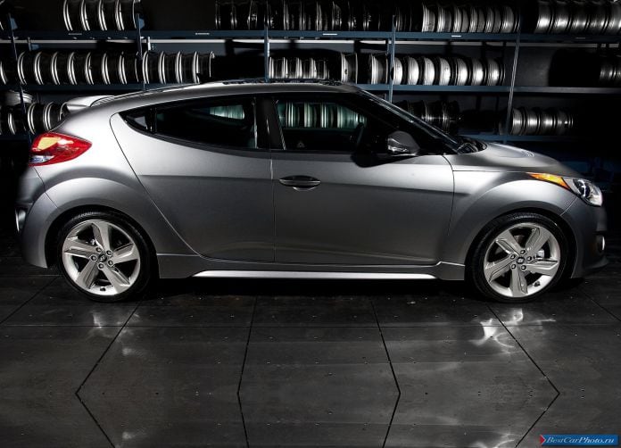 2013 Hyundai Veloster Turbo - фотография 17 из 59 2013 Hyundai Veloster Turbo - фотография 17 из 59