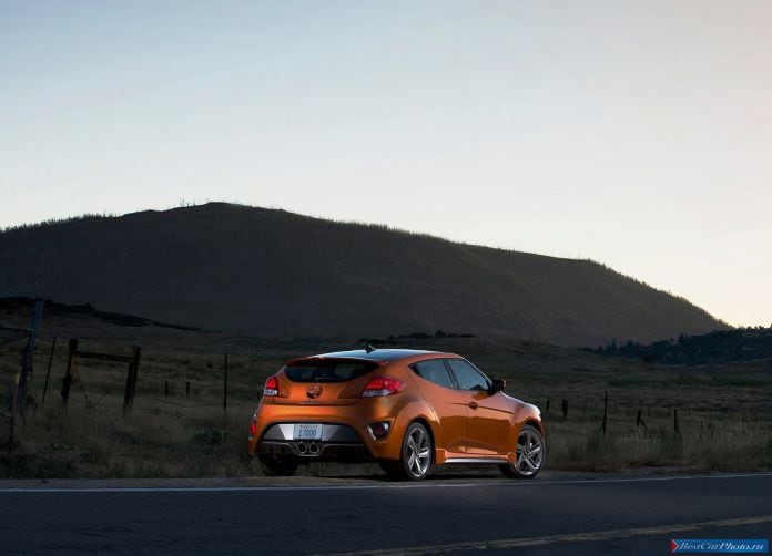 2013 Hyundai Veloster Turbo - фотография 20 из 59 2013 Hyundai Veloster Turbo - фотография 20 из 59