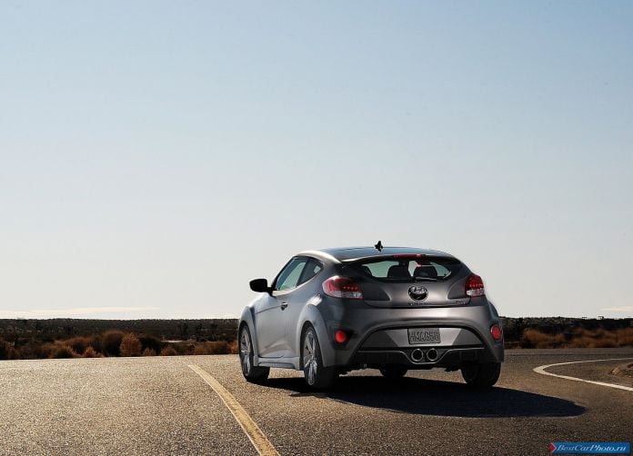 2013 Hyundai Veloster Turbo - фотография 23 из 59 2013 Hyundai Veloster Turbo - фотография 23 из 59