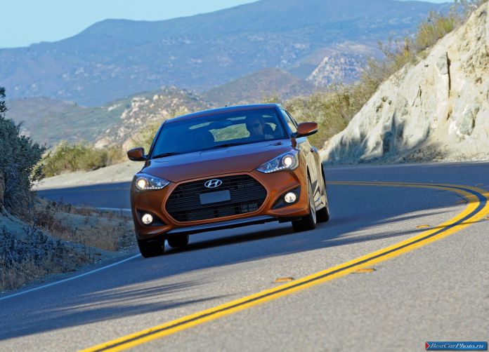 2013 Hyundai Veloster Turbo - фотография 30 из 59 2013 Hyundai Veloster Turbo - фотография 30 из 59