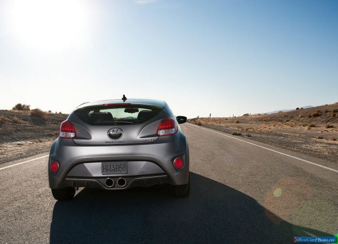 2013 Hyundai Veloster Turbo - фотография 31 из 59